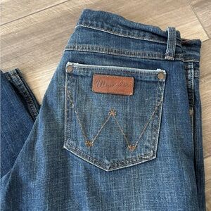 Men’s Wrangler Retro relaxed Bootcut Cut Jeans Pants Size 33x36 Western Cowboy